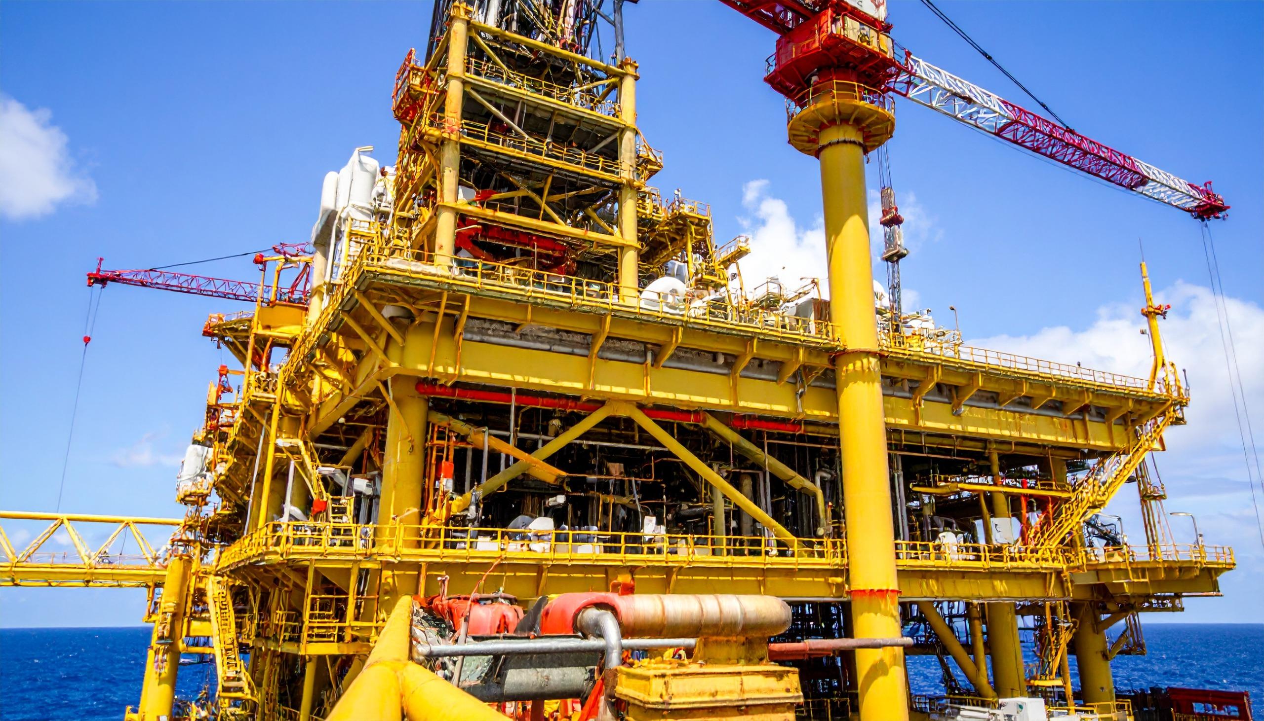 Nearly 69 pc of India’s LNG imports linked to Strait of Hormuz: Report