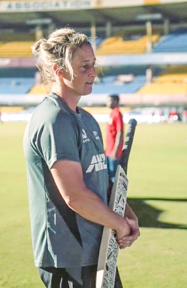 Women’s WC: Sophie Devine gets emotional as teammates gift her special memento for 300-match milestone