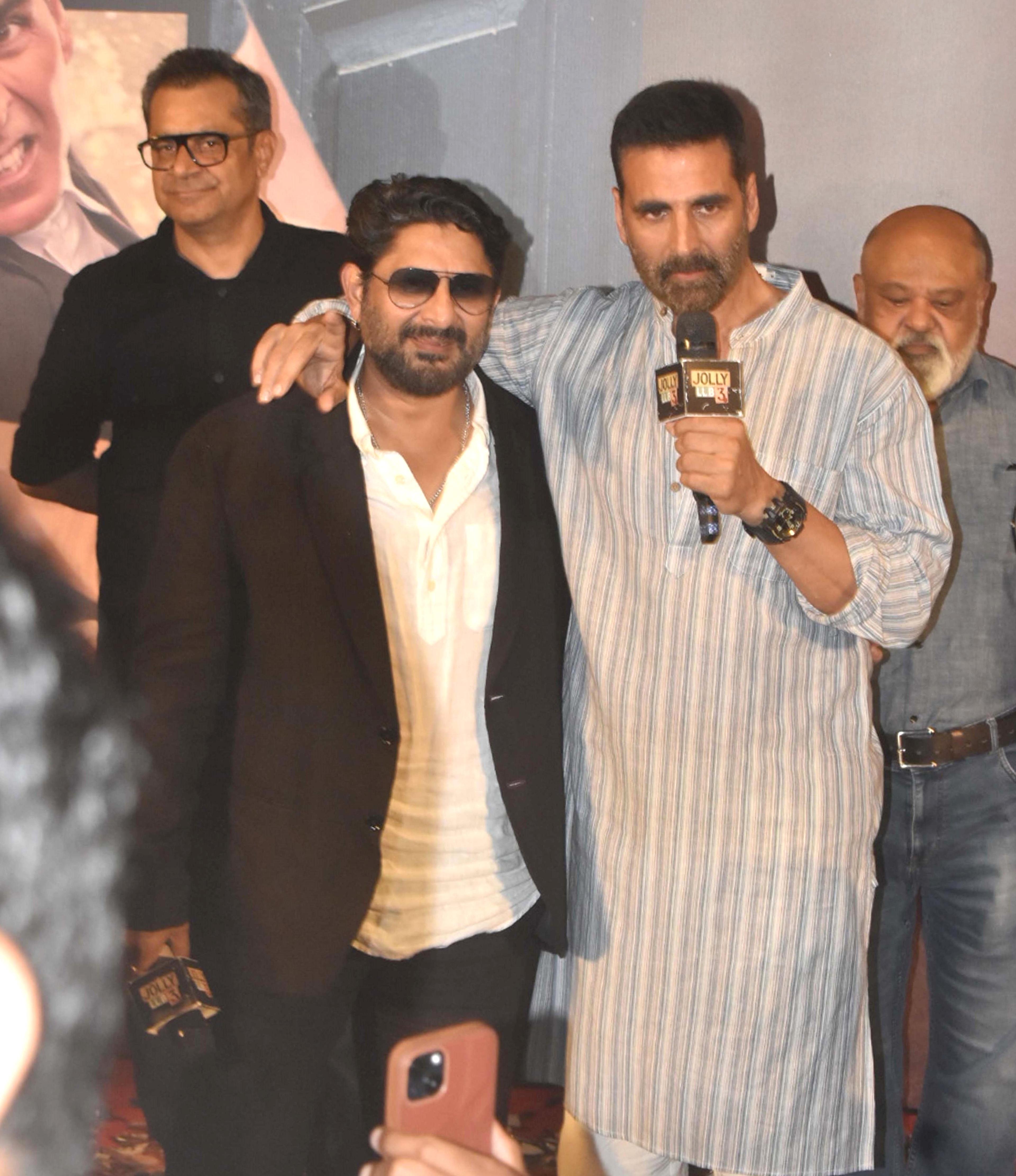 MP High Court issues notice to Akshay Kumar, Arshad Warsi others over controversial song in 'Jolly LLB 3'