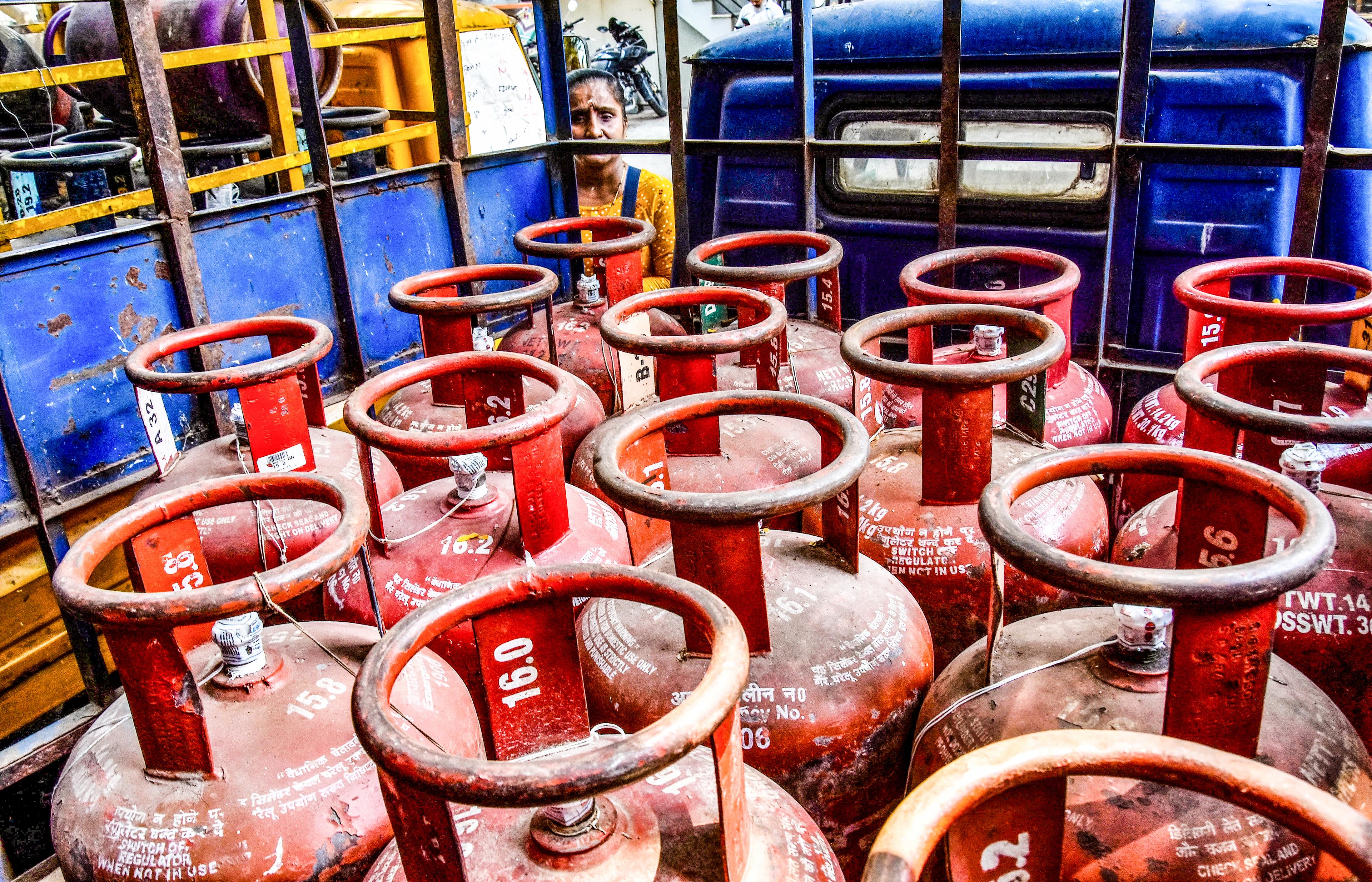 LPG bookings decline as consumer panic eases, raids on to check hoarding and black marketing