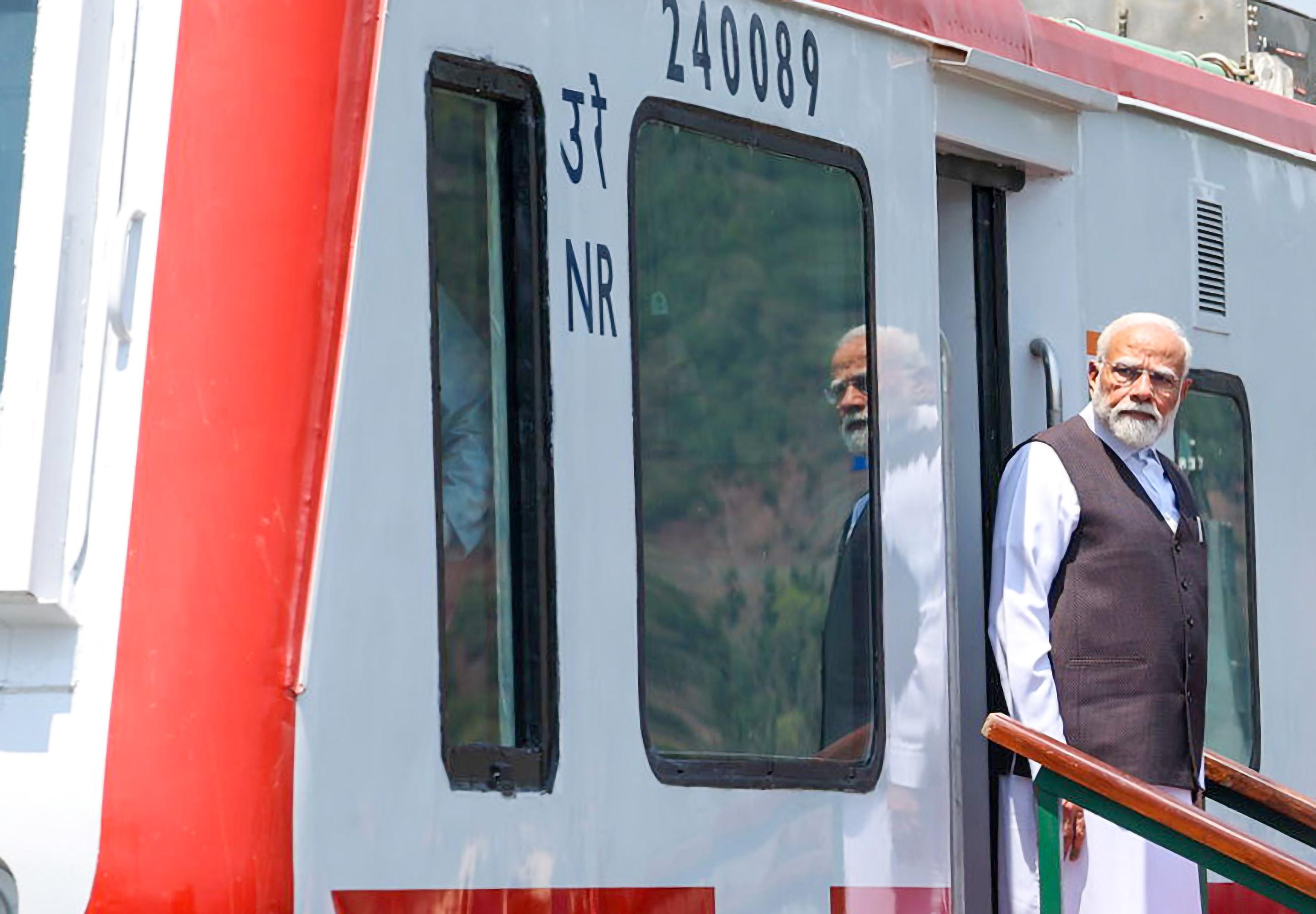 PM Modi’s golden decade a vision for strong, developed India: TN BJP