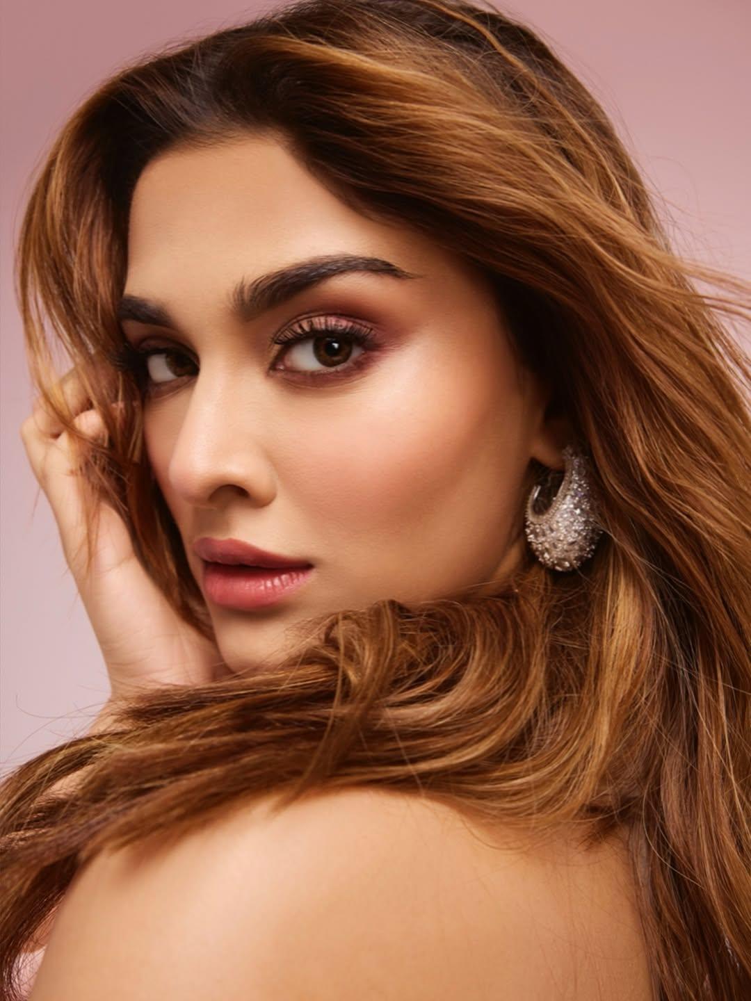 Saiee M Manjrekar opts for quiet New Year at her ‘second home’ Matheran