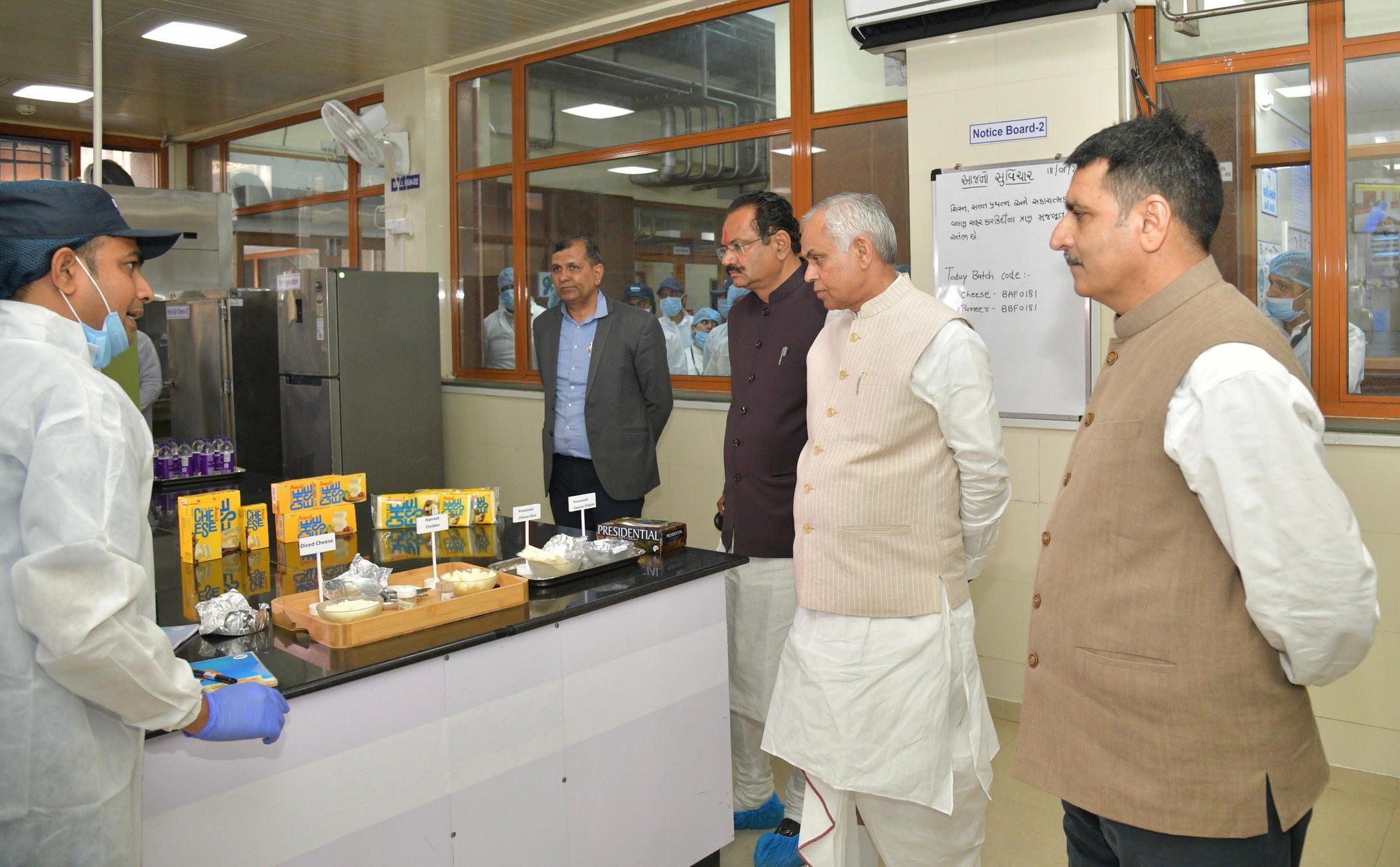 Gujarat Guv visits Banas Dairy facilities in Palanpur, praises cooperative model