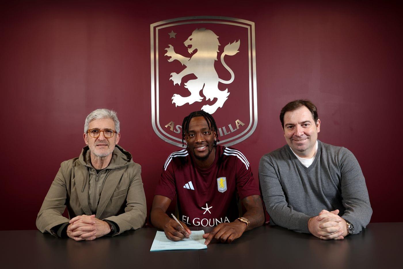 Abraham completes Aston Villa return from Besiktas