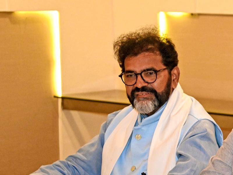 'Stop dodging questions on luxury watches': K'taka BJP to CM Siddaramaiah, Dy CM Shivakumar