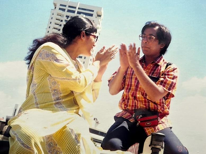 Gaurav Gera reveals a unique photo-clicking trick from the set of 'Jassi Jaissi Koi Nahin' on it's 22nd anniversary