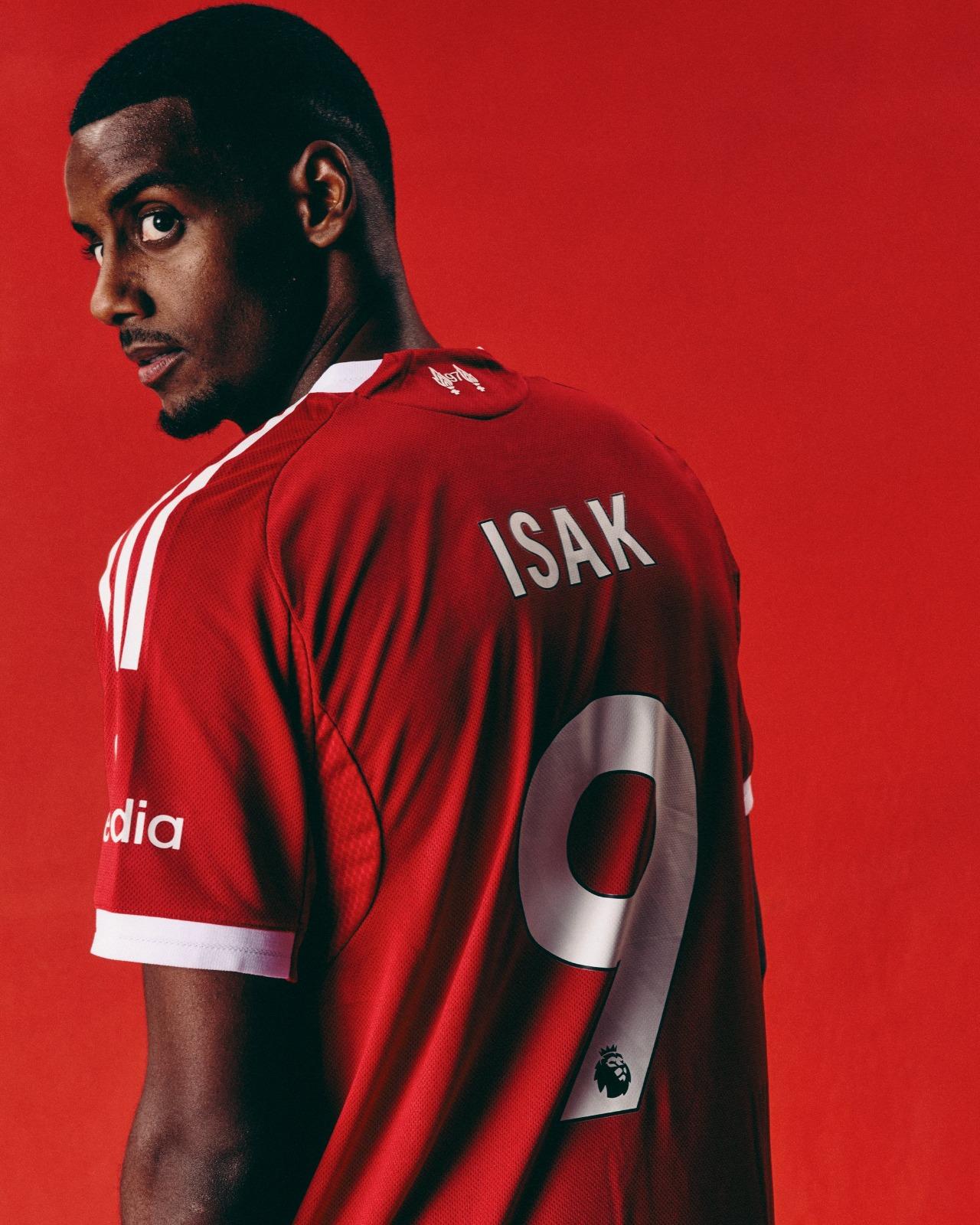 'I have nothing but good wishes for Isak': Dan Burns