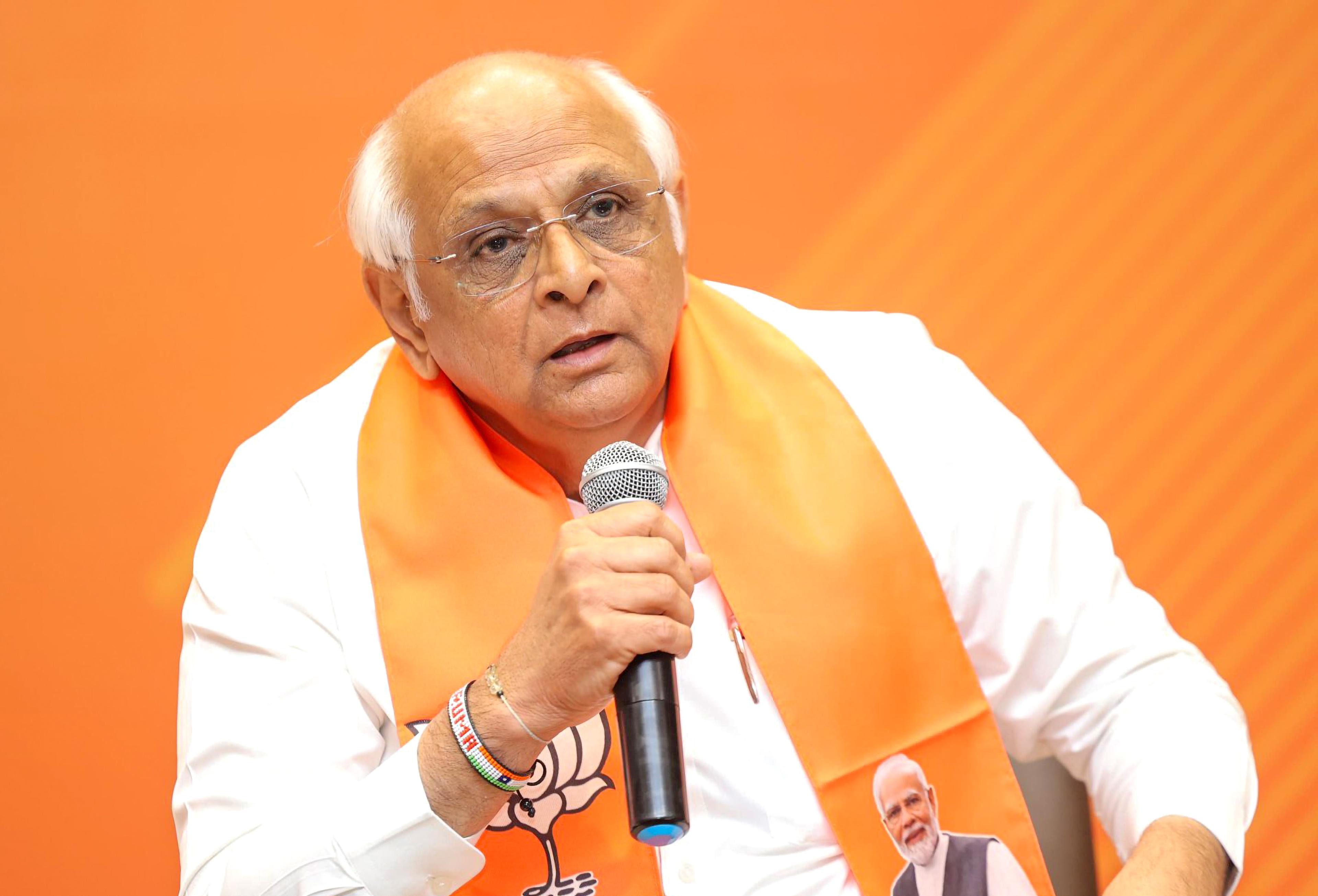 Gujarat unveils electronics policy to attract Rs 35,000 crore investment