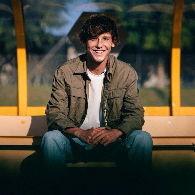 Wolverhampton Wanderers sign Fer Lopez from Celta Vigo