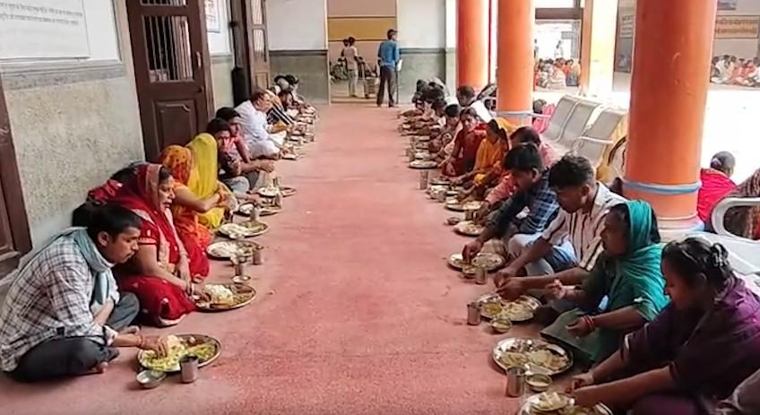 Ayodhya's Ram Rasoi runs successfully amid rumours of closure