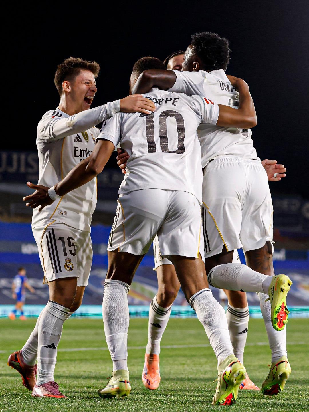 Real Madrid beat nine-man Getafe to top La Liga