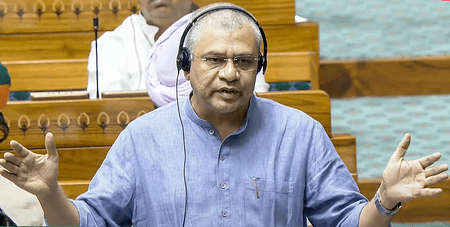 Consequential train accidents reduced from 135 in 2014-15 to 31 in 2024-25: Govt