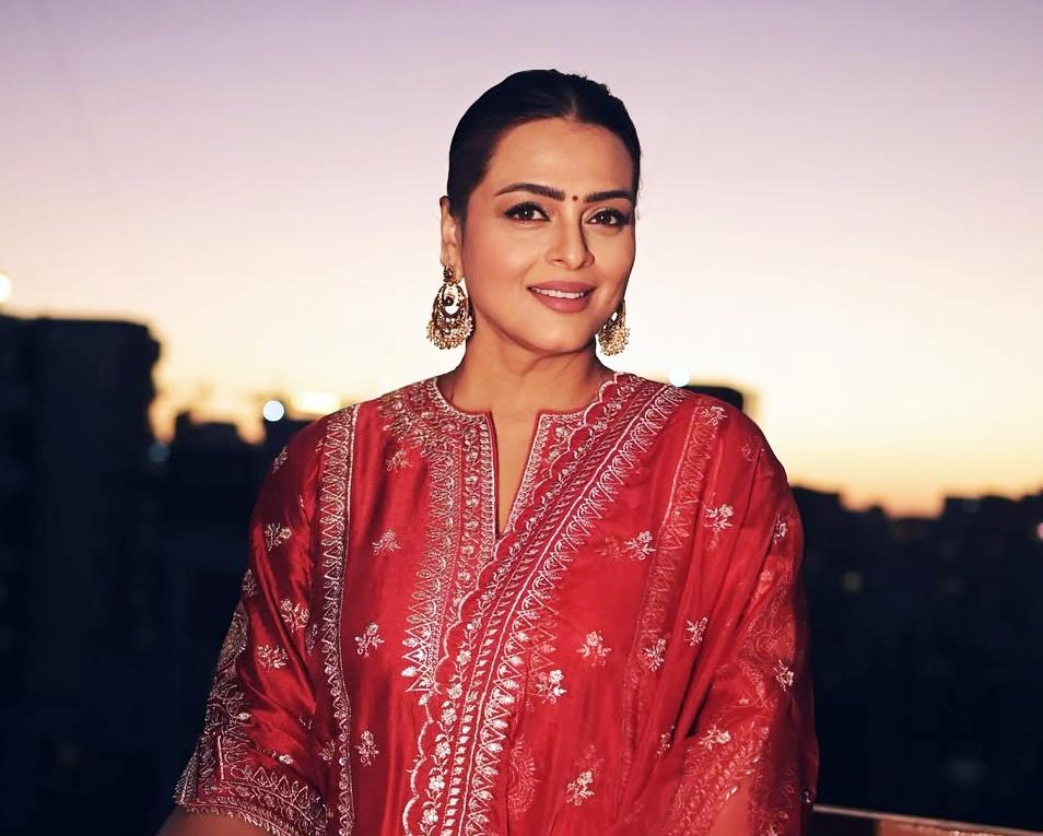 Shilpa Shirodkar tests positive for COVID-19, urges everyone to stay safe