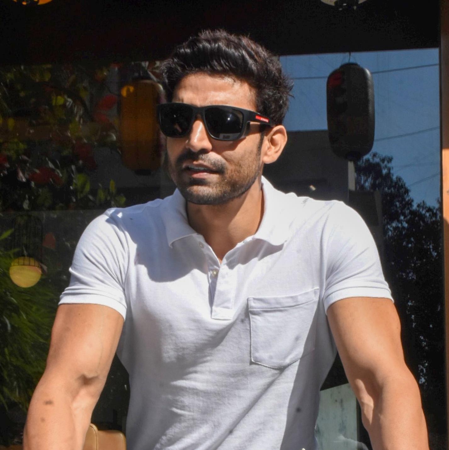 Gurmeet Choudhary shares ‘new worker’ committed theft at home