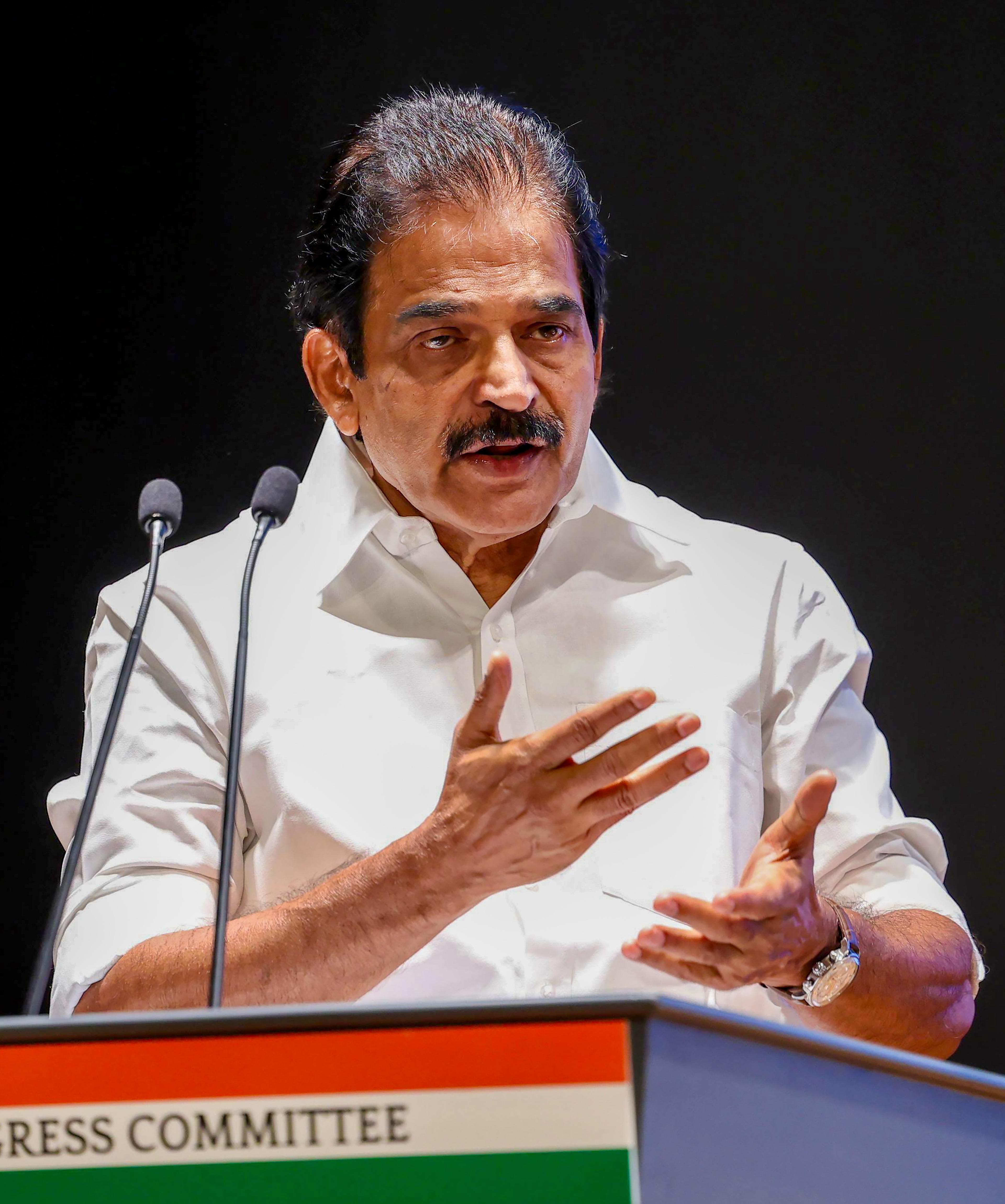 KC Venugopal slams Vijayan govt’s ‘hypocrisy’ over Ayyappa congregation