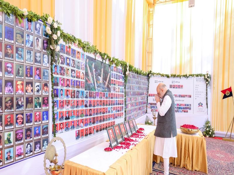 HM Shah visits International Border in J&K, pays tributes to cops killed in line of duty