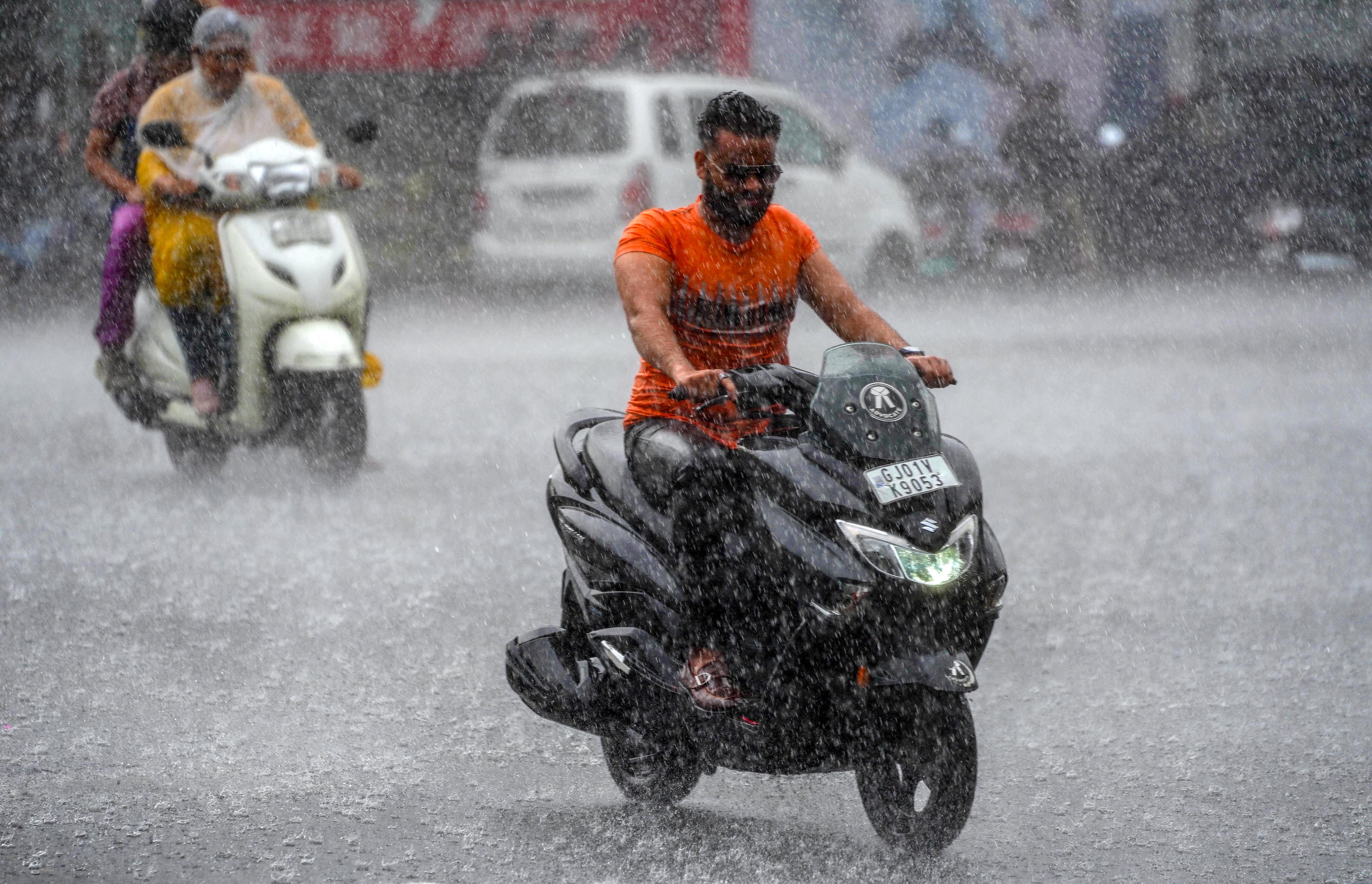 Gujarat gears up for monsoon; officials discuss disaster management strategies