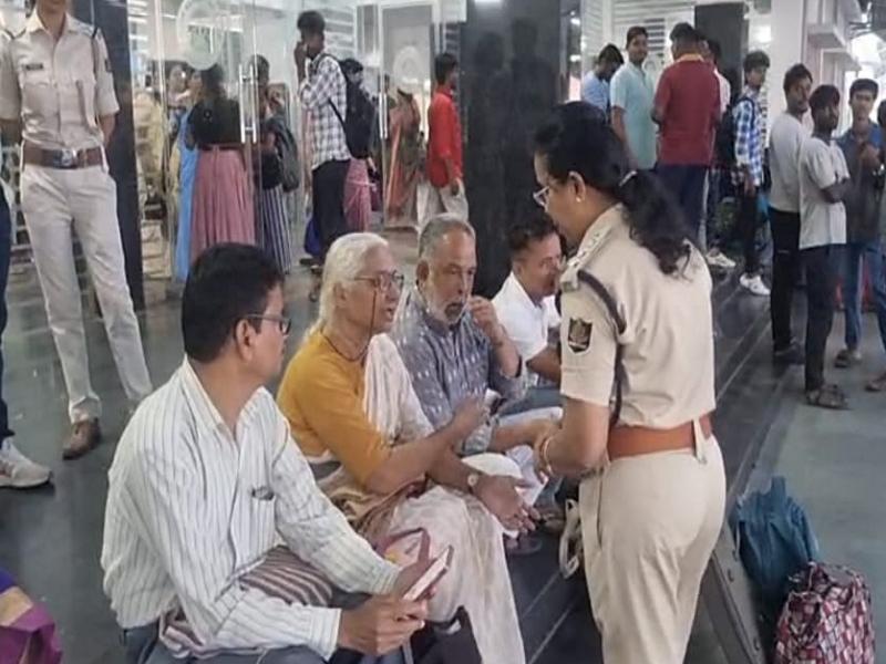 Activist Medha Patkar denied entry into Rayagada district in Odisha