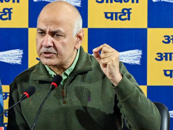 Delhi Police Refutes Manish Sisodia