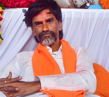 Mumbai Police extend permission to Jarange-Patil's protest by one more day