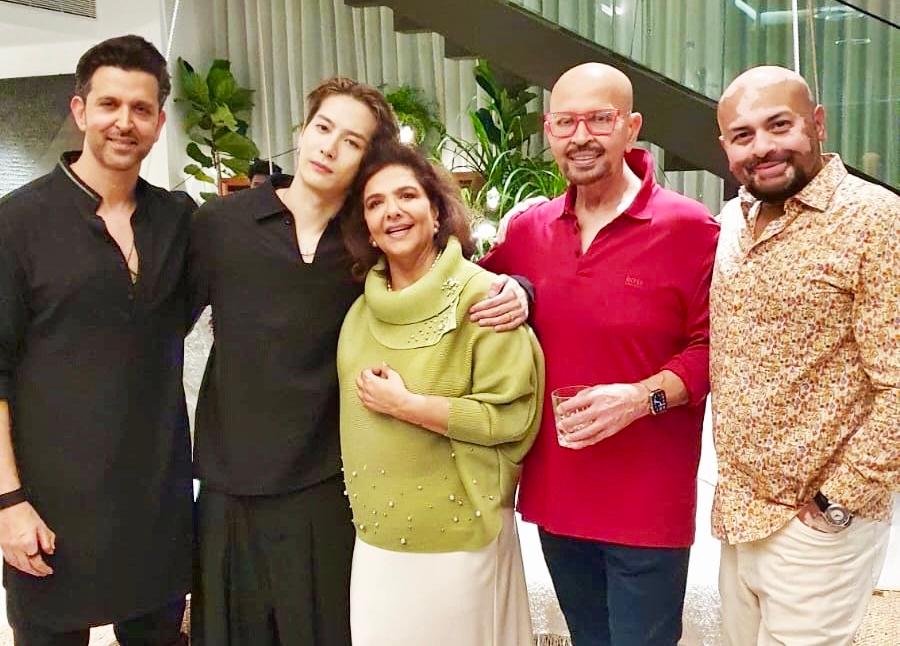 Hrithik, Rakesh Roshan 'welcome' K-pop idol Jackson Wang