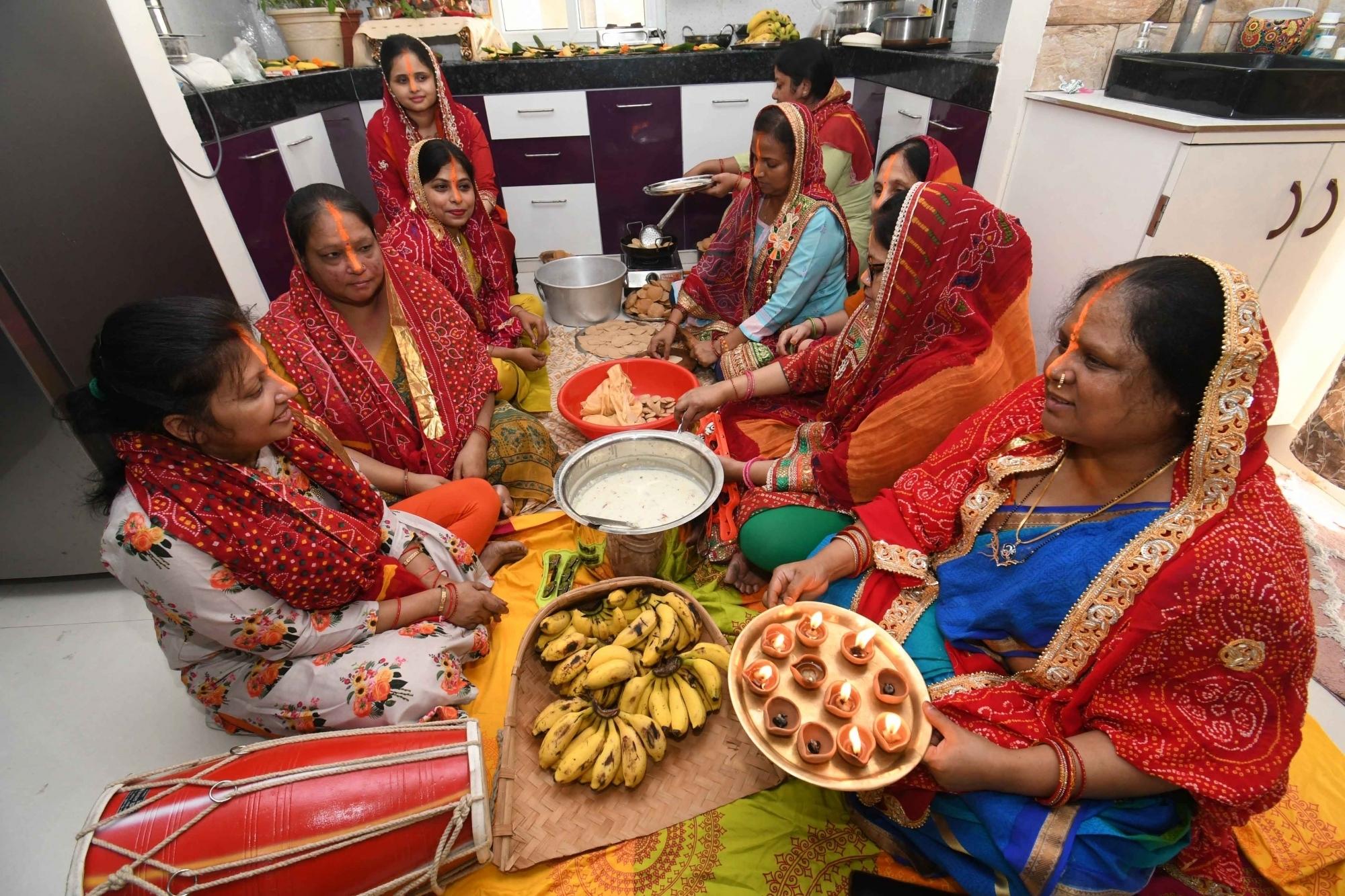 I respectfully bow down to devotees observing fast: PM Modi on Chhath Puja 'Kharna'