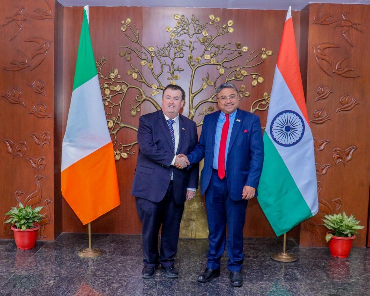 India and Ireland discuss strengthening ties in trade, education and healthcare