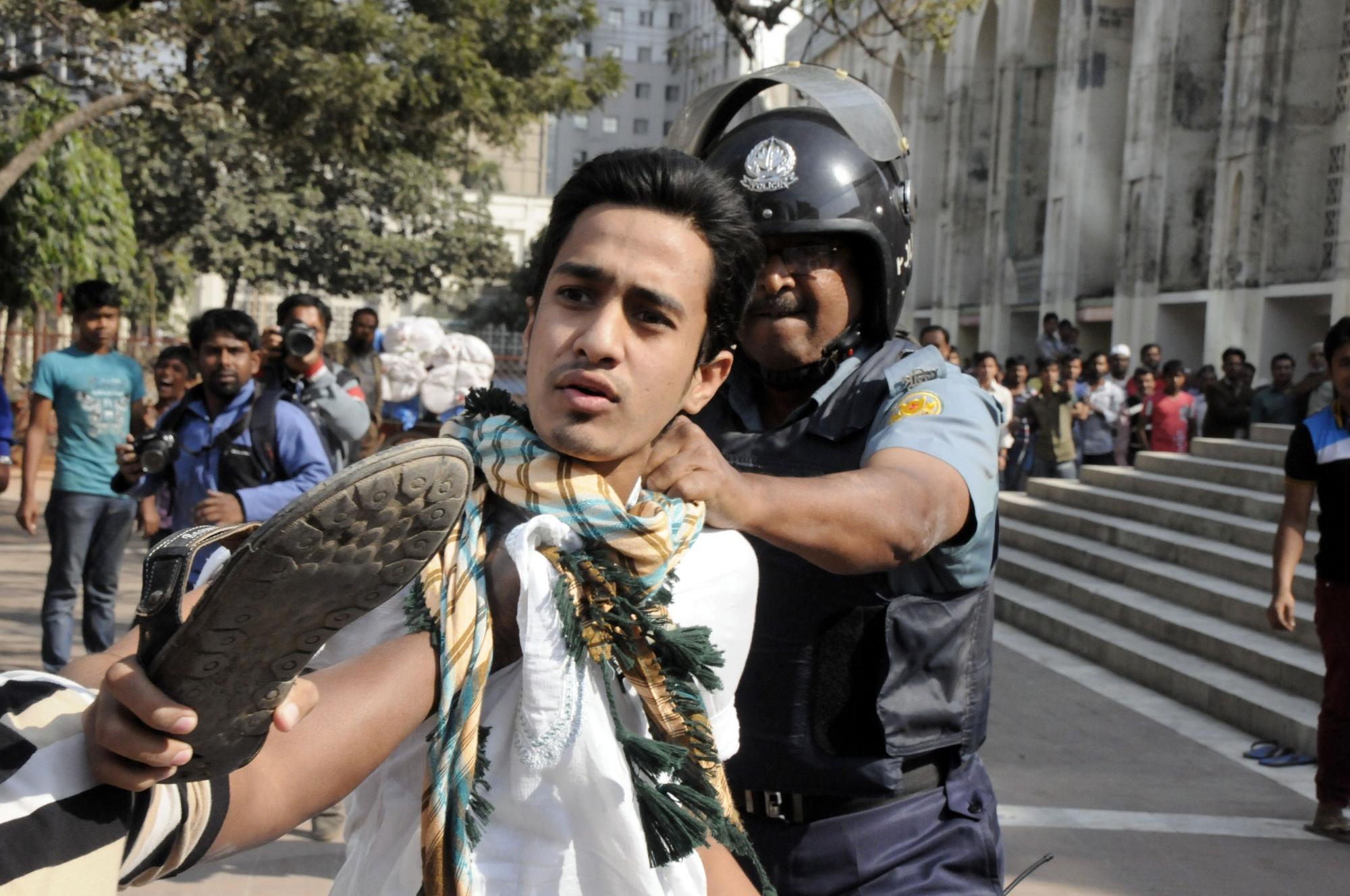 Bangladesh: Polytechnic students protest against deepening crisis in education sector