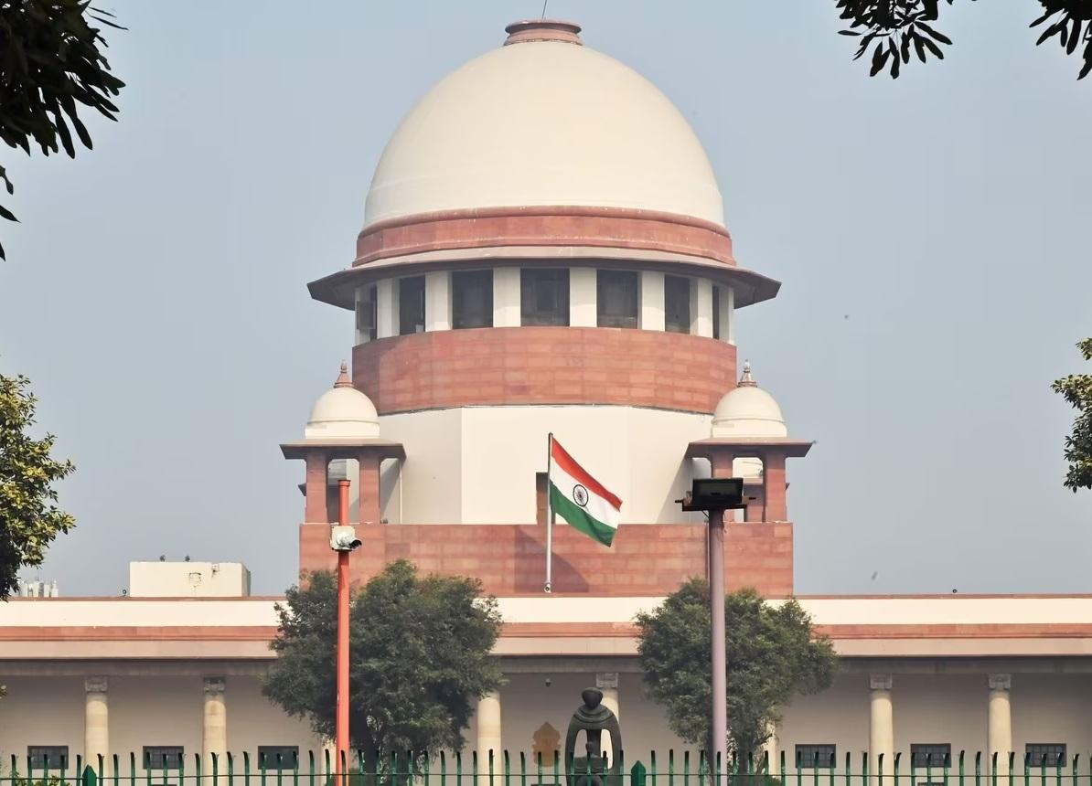 SC to hear on Monday plea of journalists allegedly assaulted by MP Police over 'illegal sand mining' reports