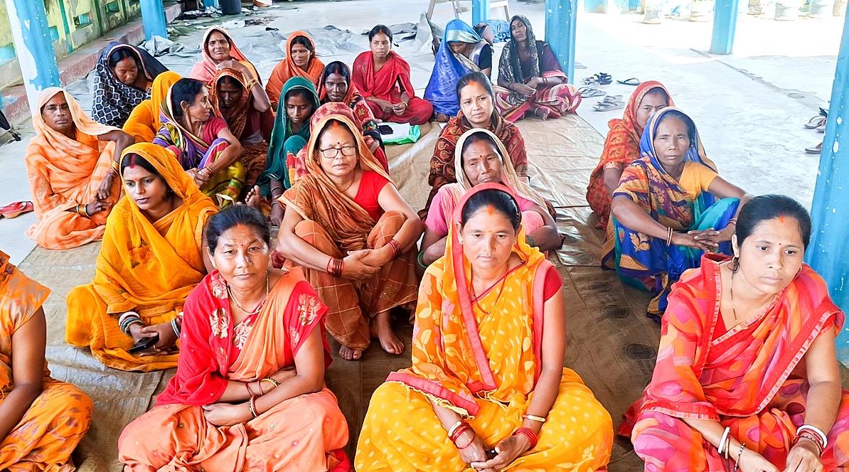 Bihar: Women in Bagaha happy as they will get first installment of Mukhyamantri Mahila Rojgar Yojana