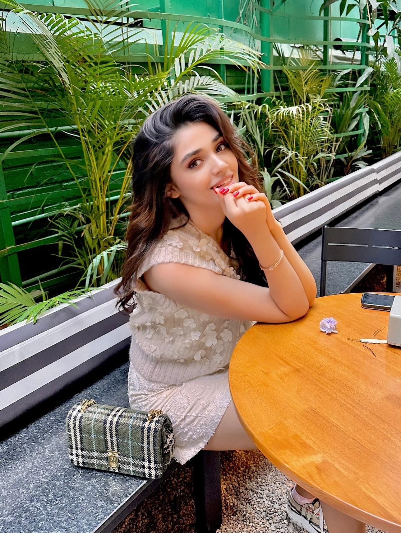 Actress Krithi Shetty on the eight-hour shift in films debate: 'Everyone's working process is different' (IANS Exclusive)