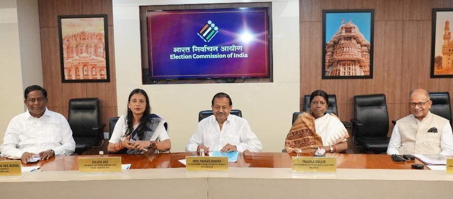 BJD delegation meets CEC, discusses 2024 poll irregularities