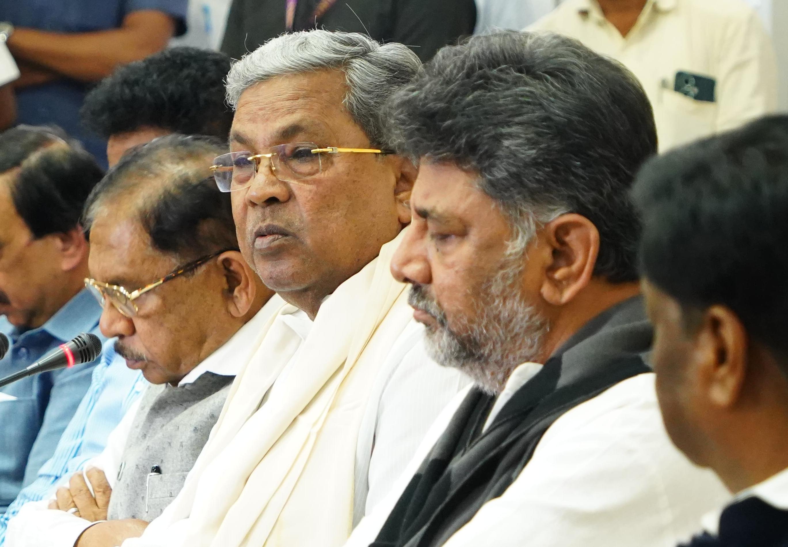 Chinnaswamy stampede: Siddaramaiah announces suspension of B'luru Police Commissioner; new top cop appointed (Ld)