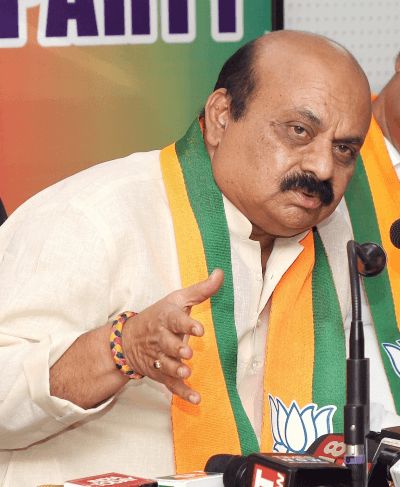 LPG shortage will be resolved soon, claims former K’taka CM