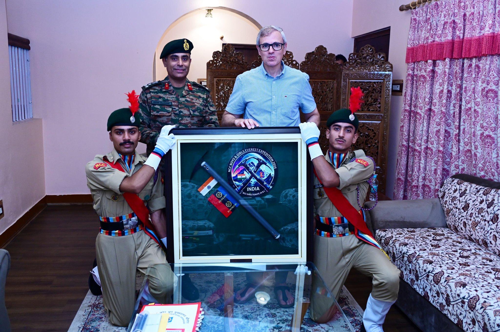 NCC cadets from J&K & Ladakh scale Mount Everest