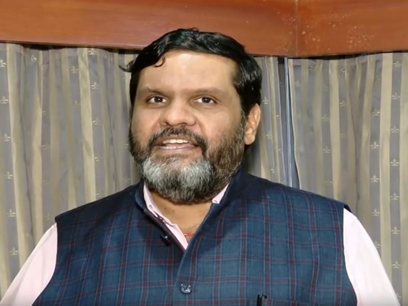 Kamal Nath's 'no LPG shortage' remark: BJP's Vallabh says he should 'teach' Rahul Gandhi