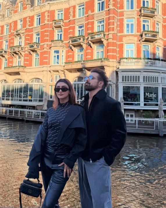 Rithvikk Dhanjani finds joy in art and history during vacation in Amsterdam