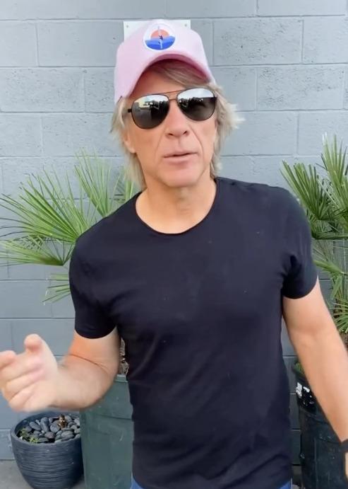 Jon Bon Jovi to give it a shot at his biopic