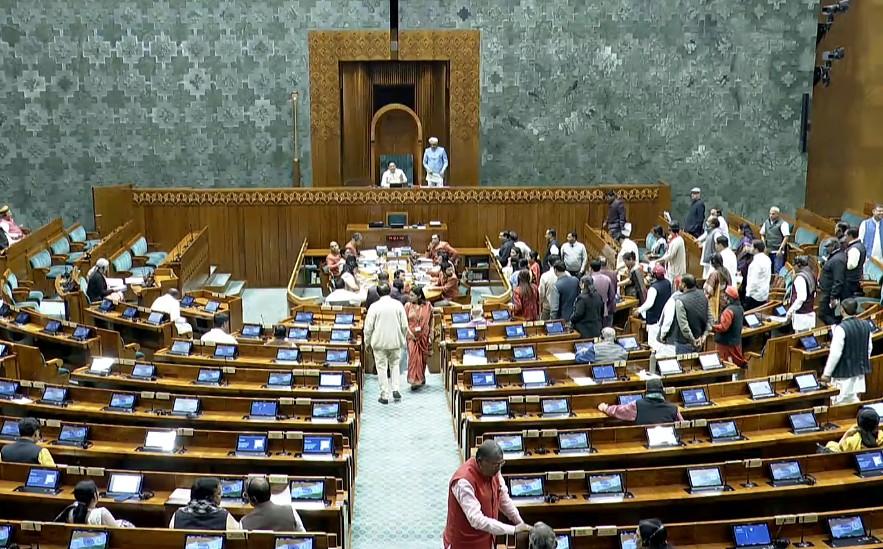 Lok Sabha adjourned for the day, five minutes after reconvening