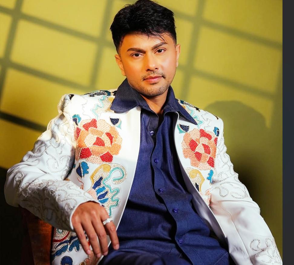 ‘Bigg Boss 19’: Awez Darbar breaks down over ‘fake allegations’ in show