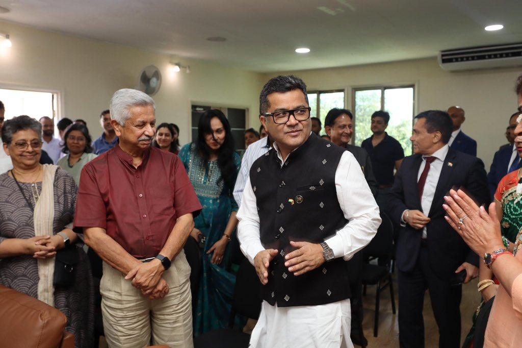 MoS Margherita interacts with Indian community in Papua New Guinea