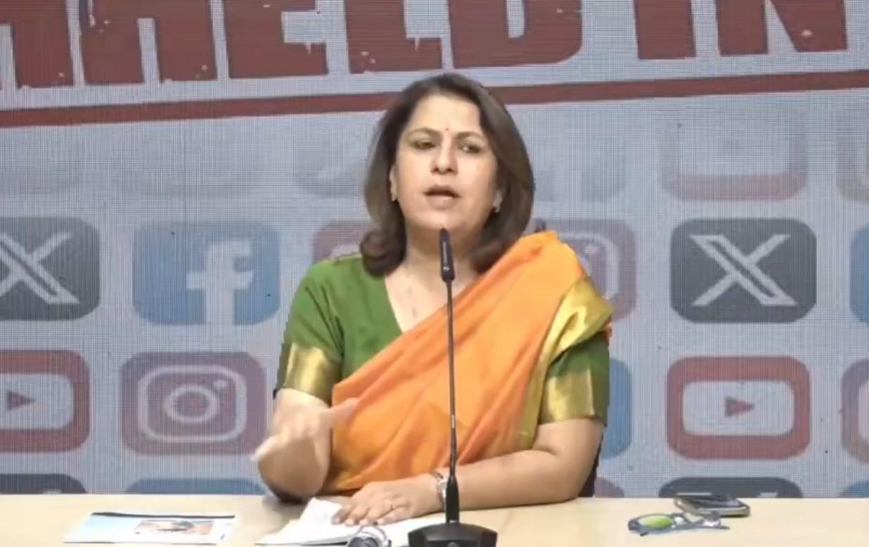 Congress slams Central govt over social media crackdown