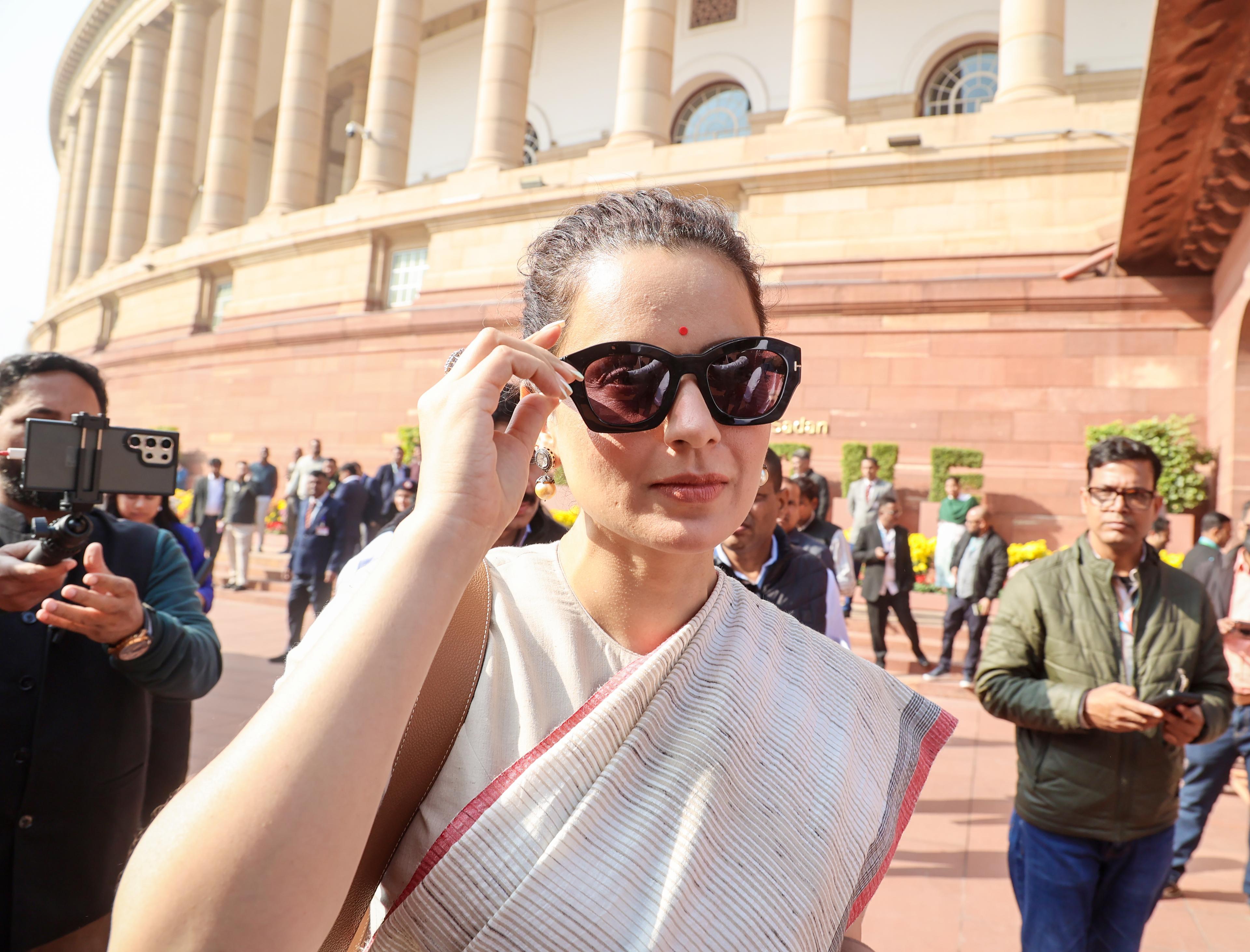 Sonia Gandhi always disregarded Indians, Constitution, and rules: Kangana Ranaut