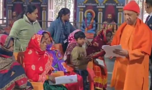 UP CM holds ‘Janta Darshan’ at Gorakhnath Temple, instructs officials to quickly resolve people’s grievances