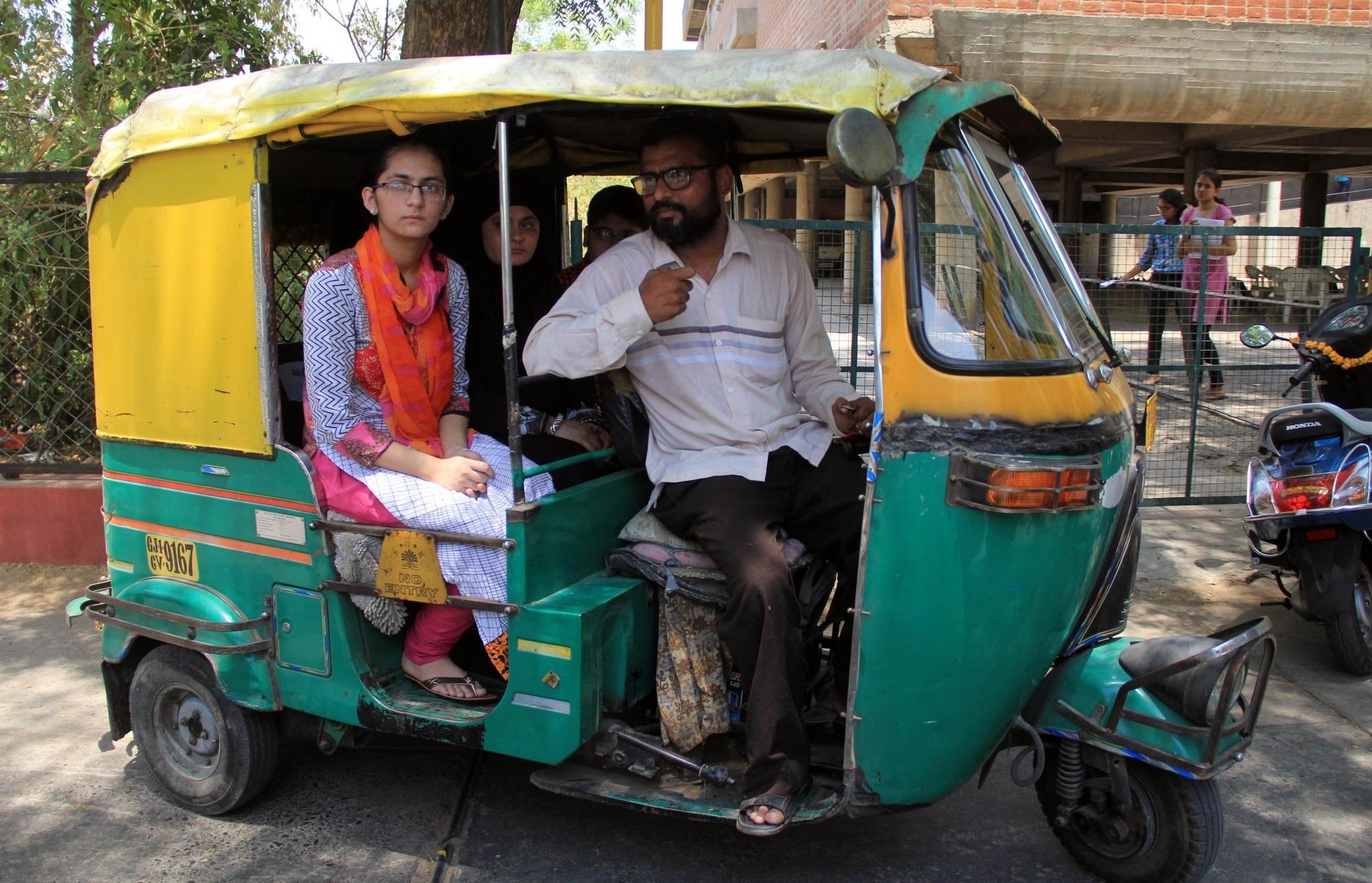 Gujarat: Rickshaws without meters face crackdown in Ahmedabad