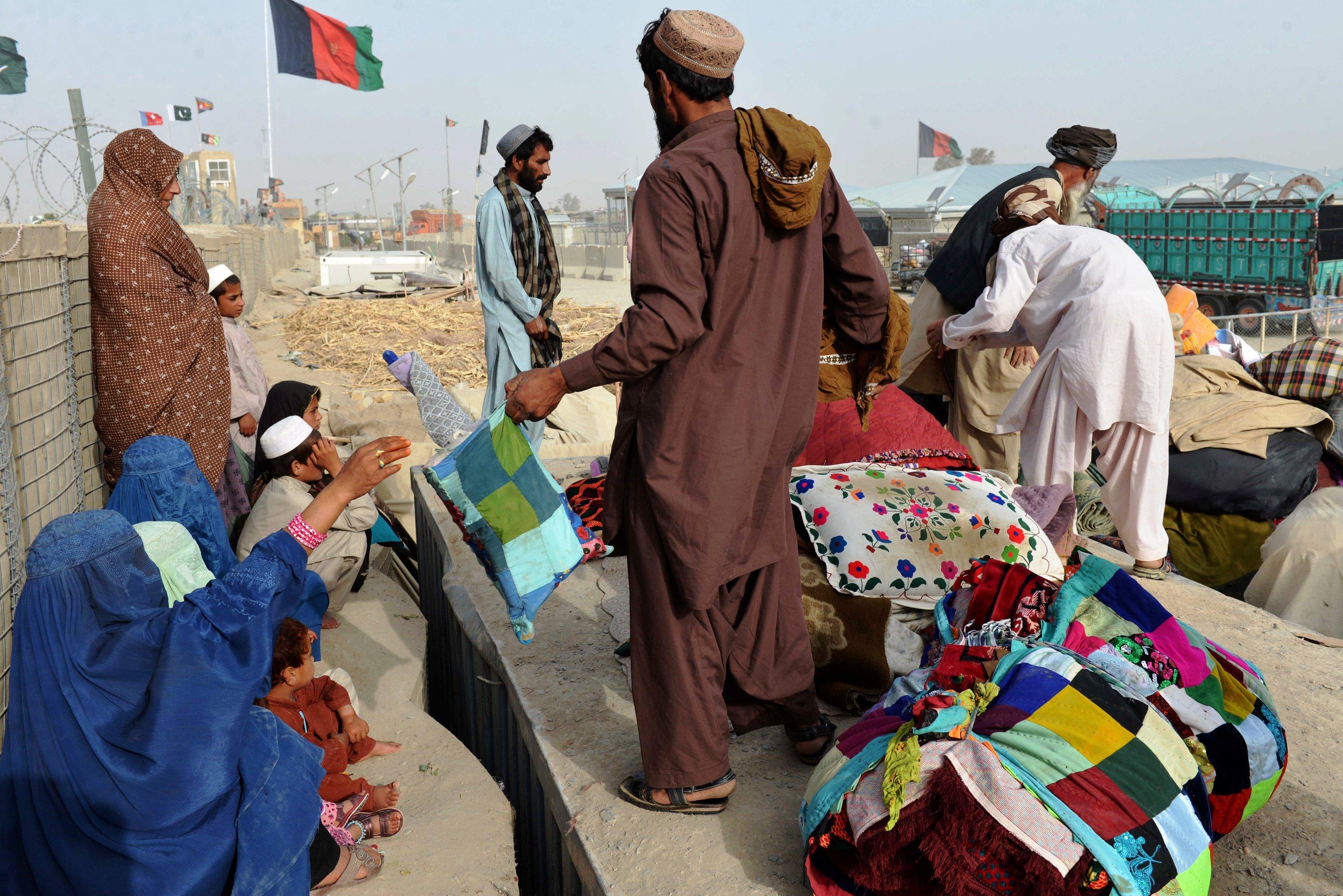 Afghanistan spotlights plight of Afghan detainees and refugees in Pakistan