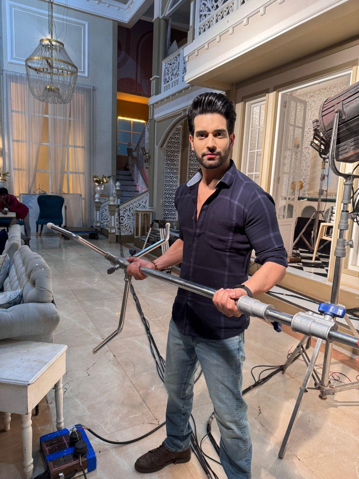 Abhishek Malik shares his fitness hacks amid a hectic shooting schedule on the sets of 'Jamai No. 1'