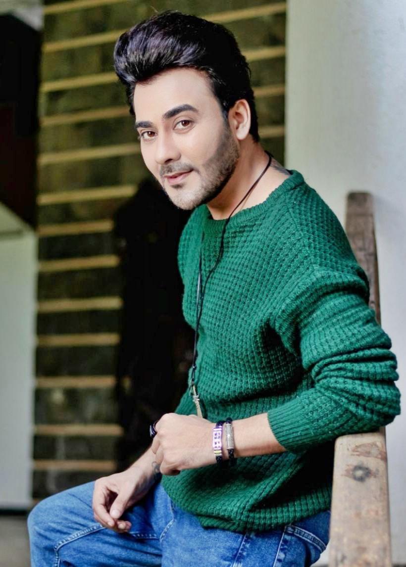 Worship Khanna reveals he lost four kilos for his role in 'Pati Brahmachari'