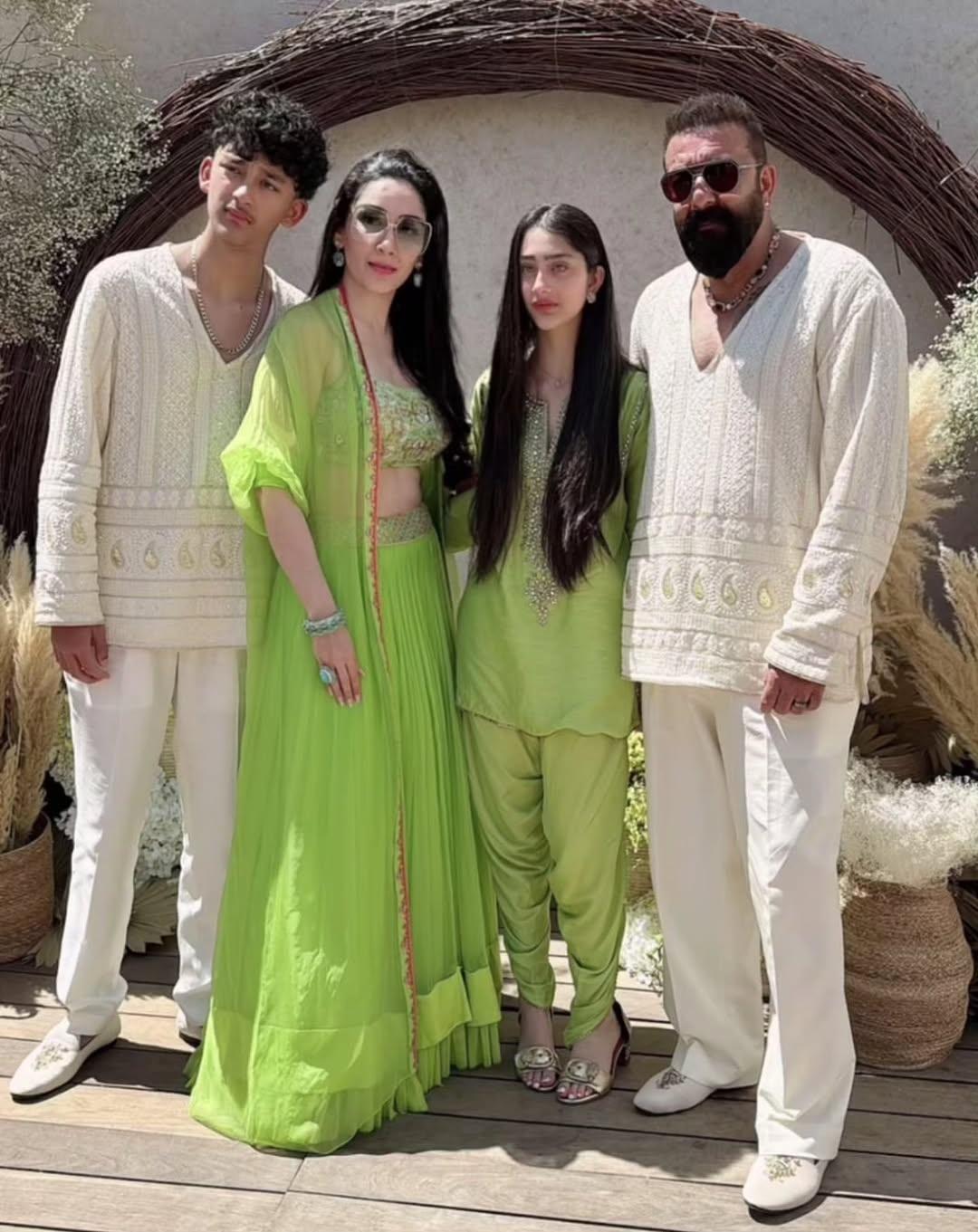 Sanjay Dutt wishes twins Iqra, Shahraan on b’day: Love you both very much