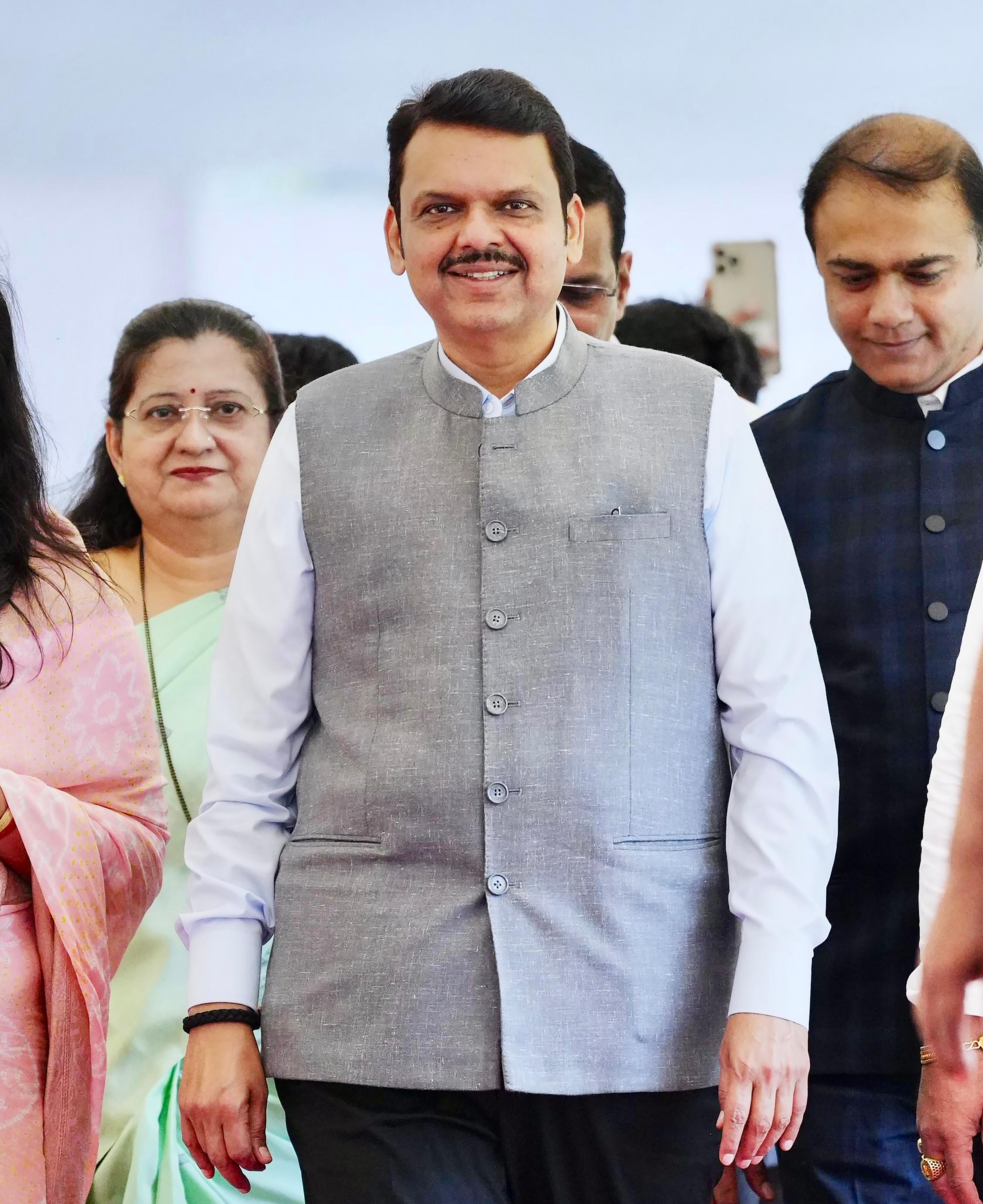 Wrong to deny contribution of Marathi people, Maha to country: CM Fadnavis replies to Dubey
